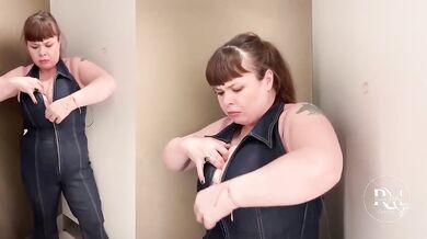 Busty Pornstar chokes solo female in gym sets trying jeans romper exclusive HD