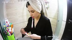 Real Beauty Babe Shower Shaver &amp_ Brush Tooth