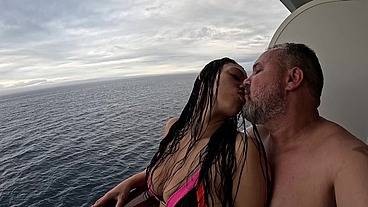 Foda em alto mar no Cruzeiro MSC Seaview
