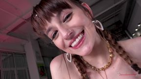 Dick Sucking Squirter!