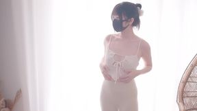 Famous TikTok influencer rides cock in yoga pants
