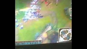 Novinho Roludo Arromba 4 branquelas sozinho