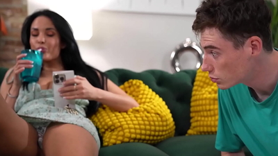 Anissa Kate Big Tits Stepmom Jodie in Steamy Stepmilf Fuck