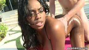 Big boobed Jada Fire does her best outdoor