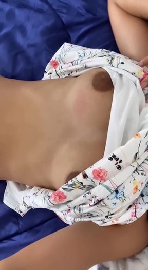 Hot babe with natural tits and wet pussy