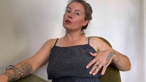 eacher plays with her tits avi