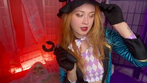 Girl Mad Hatter Got an Interesting Gift for Halloween!