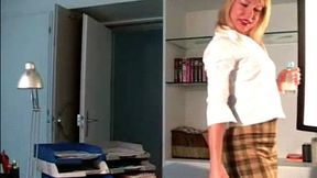 Hotwife Melanie's Jerk Off Video! (mp4 sd)
