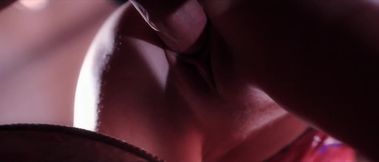 Bombshell blonde fucking with her man