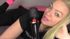 Squirting Spandex Leggings 25 Minutes Long!