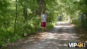 Unexpected Twists in a 4K Adventure: Exploring Kinky Outdoor Encounters with Neeo