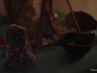 TS Angel Sunshyne Monroe Drains Her Plumbers Palpitating Pipe