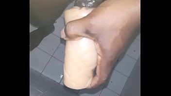 Jerking off S1 E9