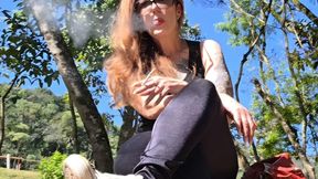 Crush - Smoking outdoors - Simple smoke - Winston White 100s