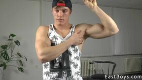 ”Larry McCormick - Flexing - Handjob”