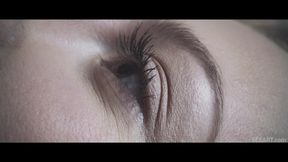 Close Up 3 - Arian & Emylia Argan