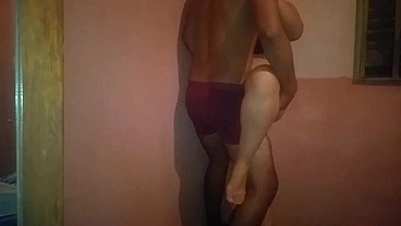 Mi profesora de clase le encanta el sexo