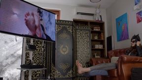 Stella Watch And Admire Her Own Clips - Bare Feet - Polish And English Language - UHD 3840x2160 - 4K