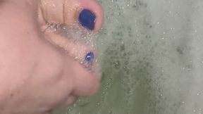 BBW bath time and foot play