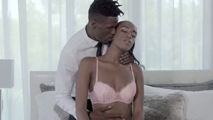 Fame Digital - Babe Ashley Aleigh cumshot