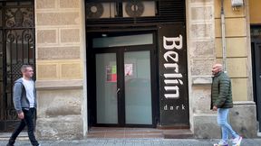 apolo adri & santi noguera sur-excites se tapent au jus rudy fasso, le gogo dancer