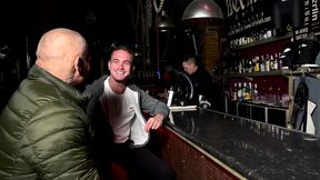 apolo adri & santi noguera sur-excites se tapent au jus rudy fasso, le gogo dancer