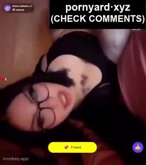 Webcam teen shows off her black hair in a homemade clip