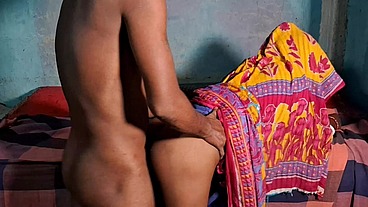 Aaj mere husband Ne Mujhe tang Utha Kar Meri Chut Ki Chudai Ki