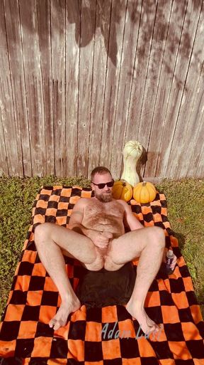 Spirit of Halloween Wank &amp; Cum   Clip 1
