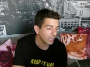 REBEL SURGE rock off : Le principe du petit doigt durant la fellation