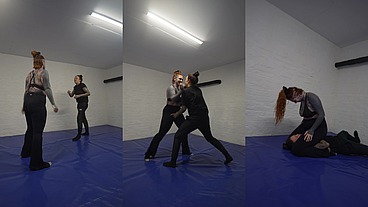 HAPPY KINKMAS EVE DAY 24 LESBIAN WRESTLING