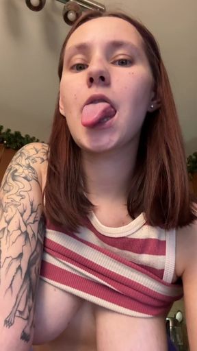 Huge tits, wet tongue and loud moans for you!