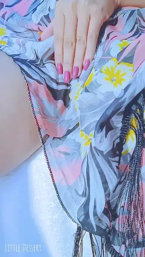 Pink Pussy Latina's Glass Dildo After Beach Day
