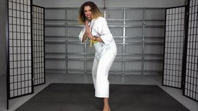 NAHLA EARNS HER ORANGE KARATE BELT (4K)