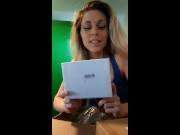 Unboxing Osci SQUIRT Toy