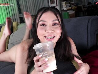 Barely-legal sex junkie Amber Girl sucks off her therapist even with braces on her teeth!