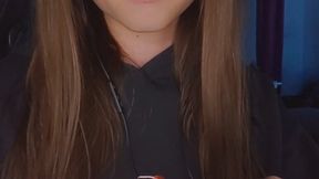 GlitterGiiiirl Wearing Glasses Inserts and Shows Her Removable Braces