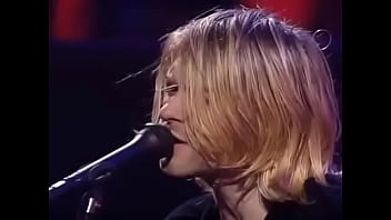 Nirvana- Heart Shaped Box (Live &amp_ Loud 1993)