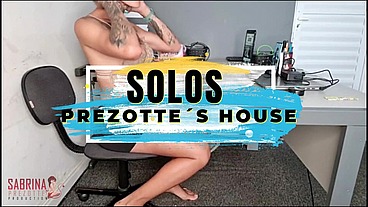 Sabrina Prezotte travesti pauzuda e bem safada gozando varios jatos de porra. - Prezotte´s House