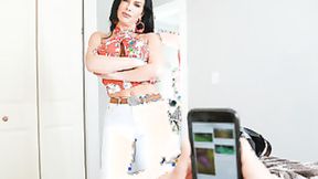 ”Step Mom Sucks Better - Veronica Avluv”