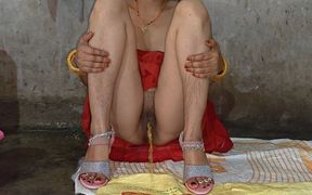 Desi Village Bathroom Pissing Video
