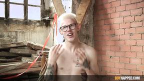 ”Sean Taylor fucks blonde twink Noah in both of his holes”