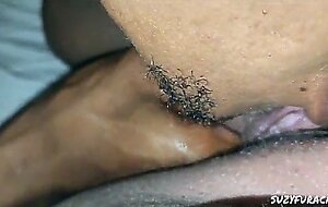 Gozando gostoso na boca do novinho safado