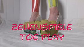 Aresah - Toe play - Zehenspiele