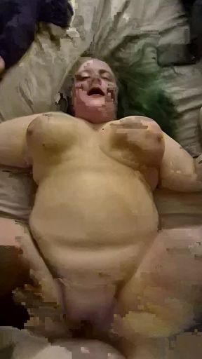 Hairy amatuer real couple with big tits enjoys a hot session
