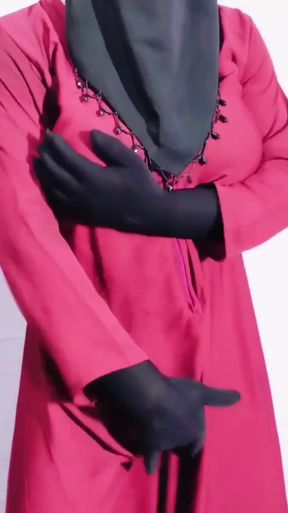 Beautiful sexy village woman   Clip 3