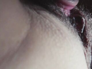 I lick this milf in miniskirt until she cums - 4k clip
