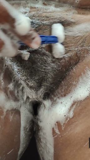 Full shaving video of aunty wife tamil aunty cleaning   Clip 1