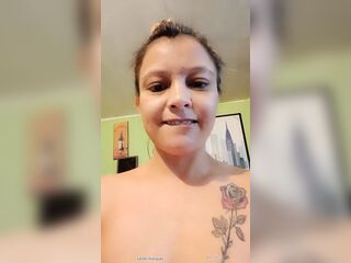 Single gets hawt