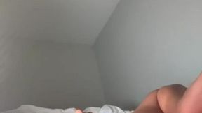 Thotty ebony babe takes it deep